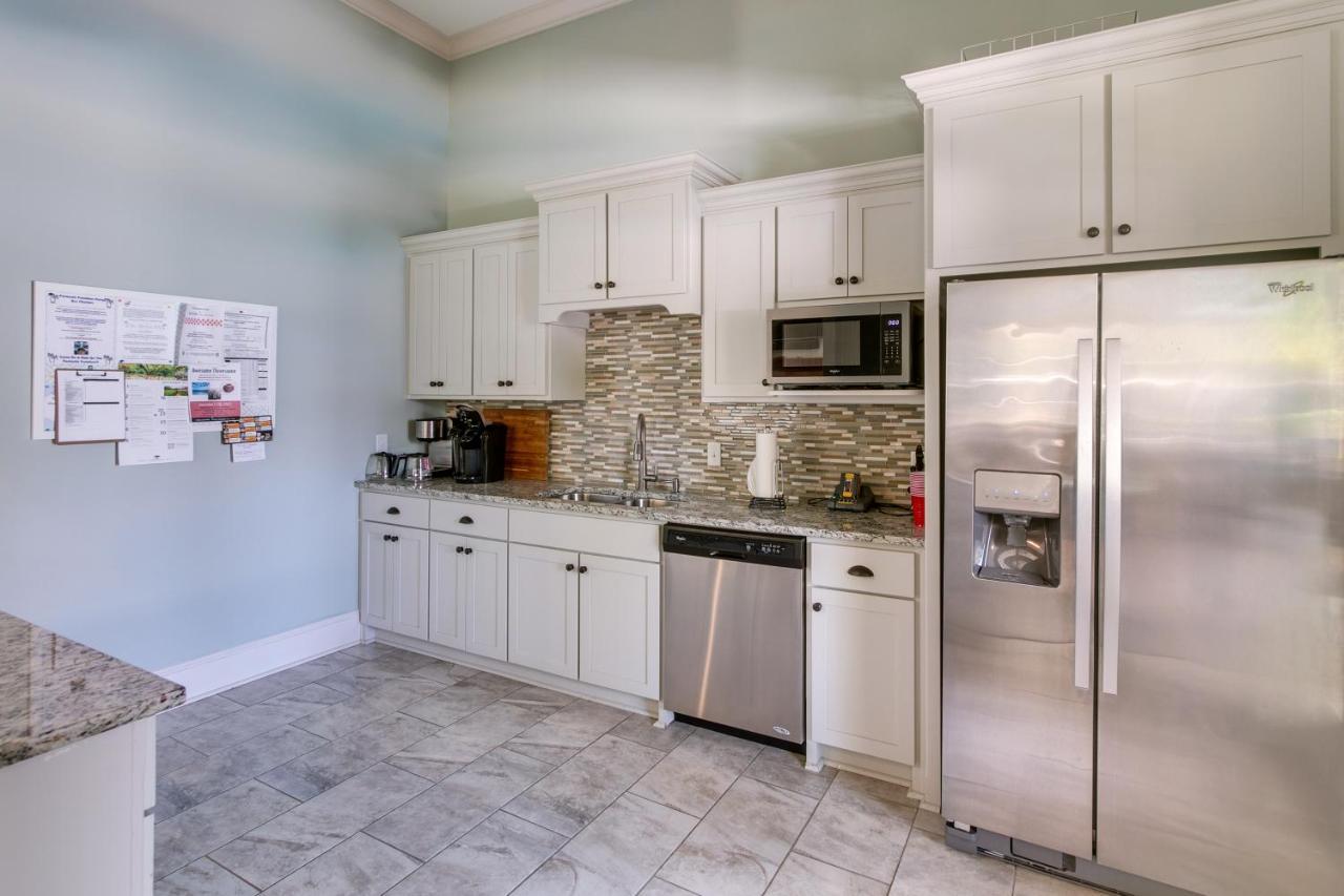 Luxe Jekyll Island Home With Beach And Pool Access Εξωτερικό φωτογραφία